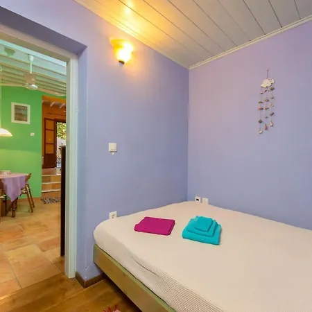 Serene House,Beautiful Garden in Old Town *