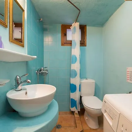 Ferienhaus Serene House,Beautiful Garden in Old Town *