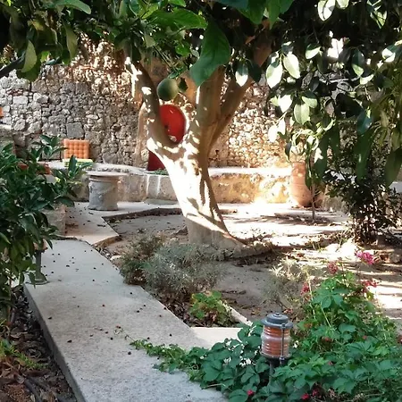 Ferienhaus Serene House,Beautiful Garden in Old Town *