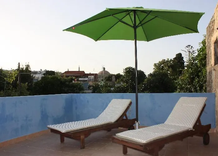 Casa vacanze Serene House,beautiful Garden In Old Town *